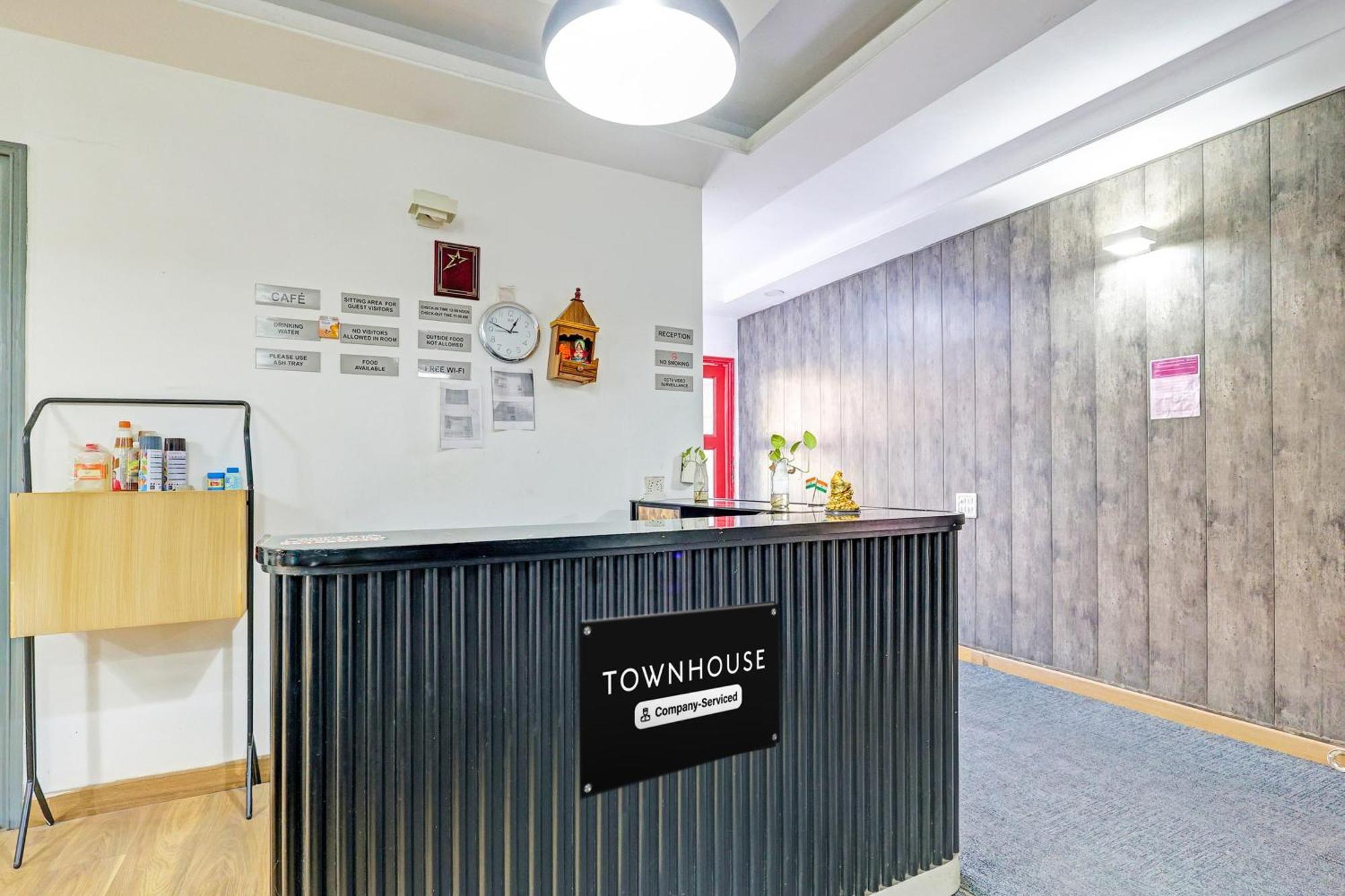 Townhouse Sector 49 Sohna Road 호텔 구르가온 외부 사진